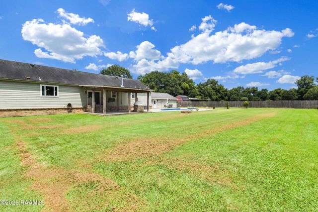 1033 Deanna Lane, Broussard, LA 70518