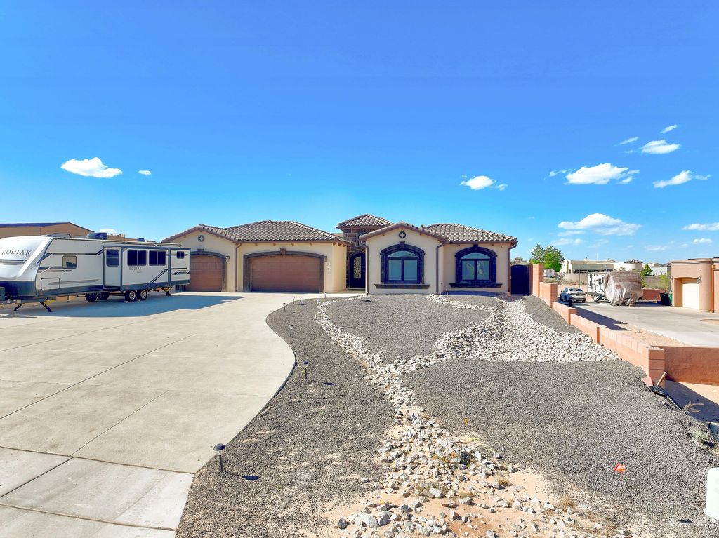 1433 21ST Avenue SE, Rio Rancho, NM 87124