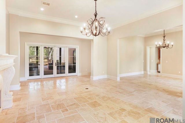 15009 Via Horti Ct, Baton Rouge, LA 70810