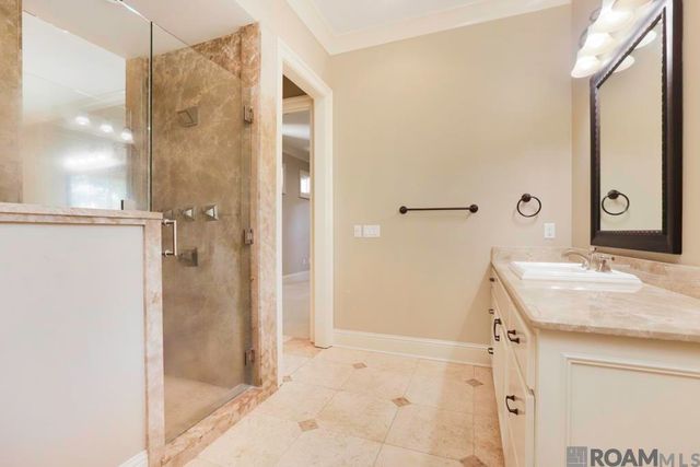 15009 Via Horti Ct, Baton Rouge, LA 70810