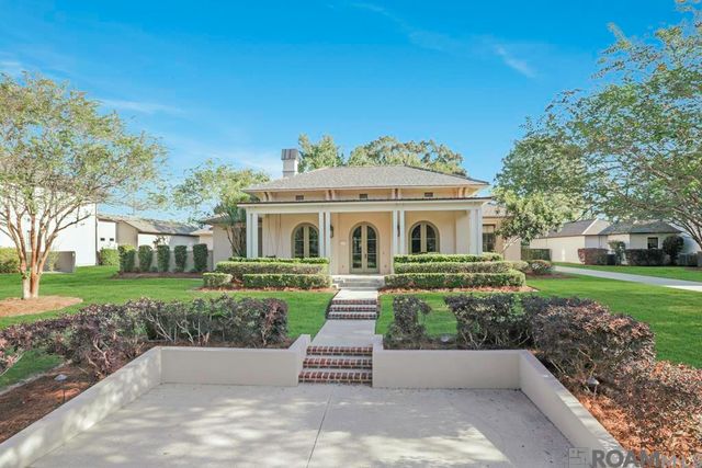 15009 Via Horti Ct, Baton Rouge, LA 70810