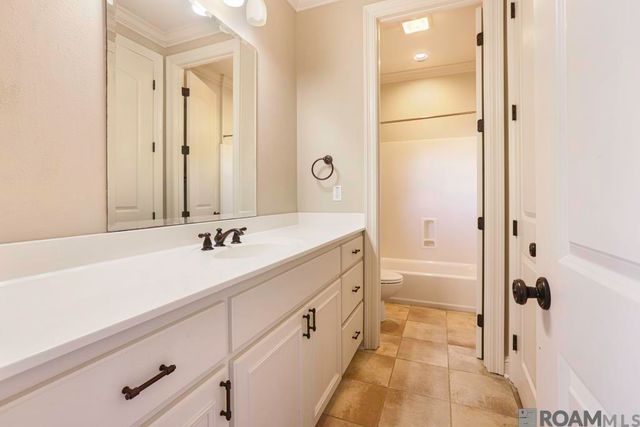 15009 Via Horti Ct, Baton Rouge, LA 70810