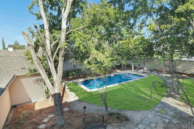 15009 Via Horti Ct, Baton Rouge, LA 70810