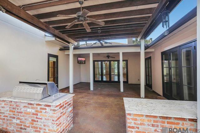 15009 Via Horti Ct, Baton Rouge, LA 70810