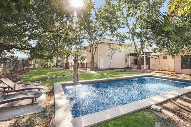 15009 Via Horti Ct, Baton Rouge, LA 70810