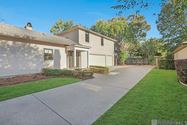 15009 Via Horti Ct, Baton Rouge, LA 70810