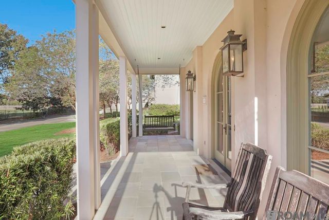 15009 Via Horti Ct, Baton Rouge, LA 70810