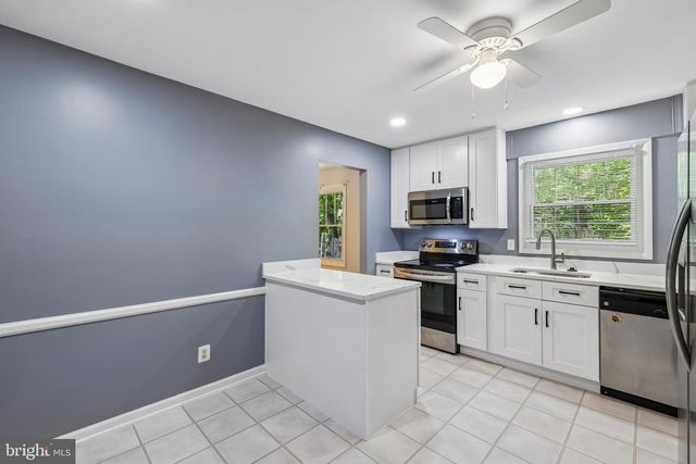 5233 ELIOTS OAK RD, Columbia, MD 21044