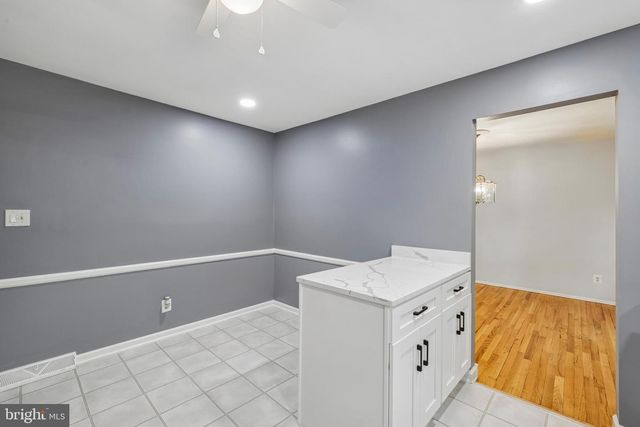 5233 ELIOTS OAK RD, Columbia, MD 21044