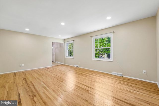 5233 ELIOTS OAK RD, Columbia, MD 21044