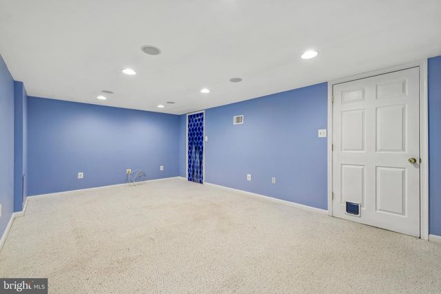 5233 ELIOTS OAK RD, Columbia, MD 21044