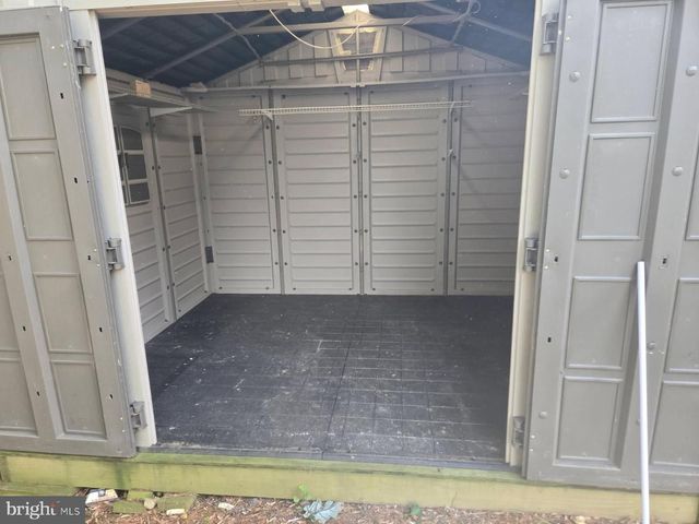 5233 ELIOTS OAK RD, Columbia, MD 21044