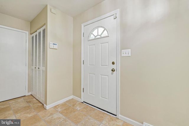 5233 ELIOTS OAK RD, Columbia, MD 21044