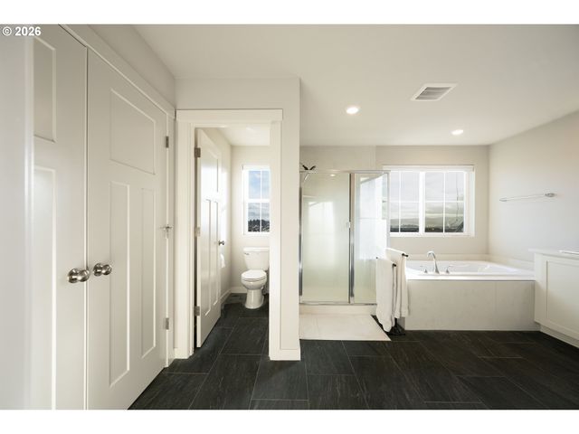 16800 Sw DOWITCHER Ln, Beaverton, OR 97007