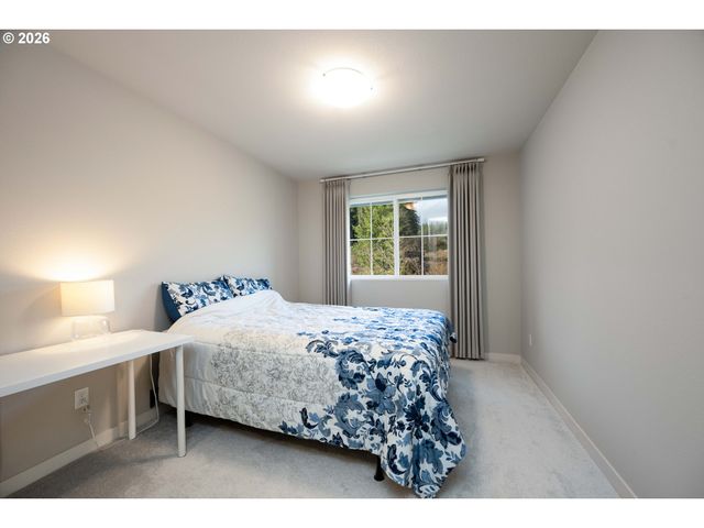 16800 Sw DOWITCHER Ln, Beaverton, OR 97007