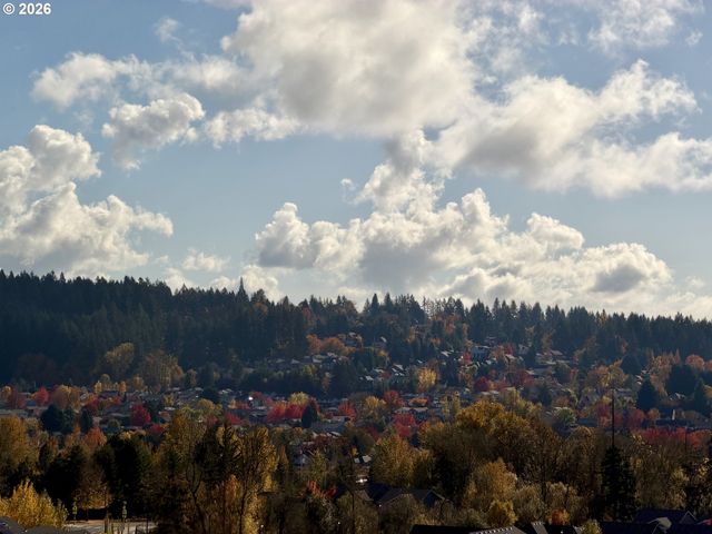 16800 Sw DOWITCHER Ln, Beaverton, OR 97007