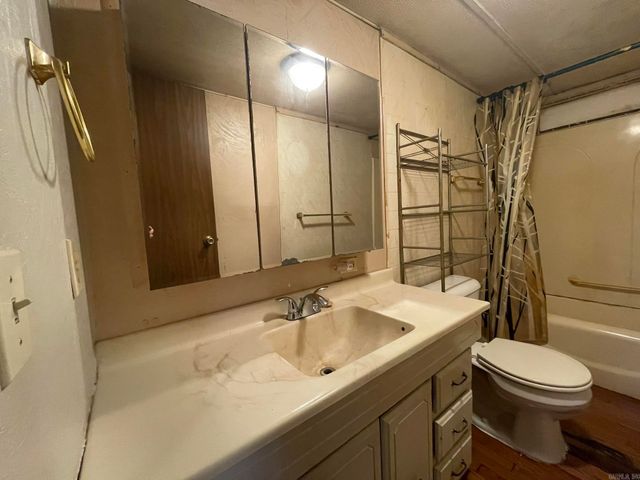 3500 Highway 8 East, Mena, AR 71953