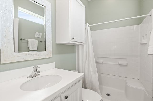 640 Gulf Village Dr, Port Aransas, TX 78373