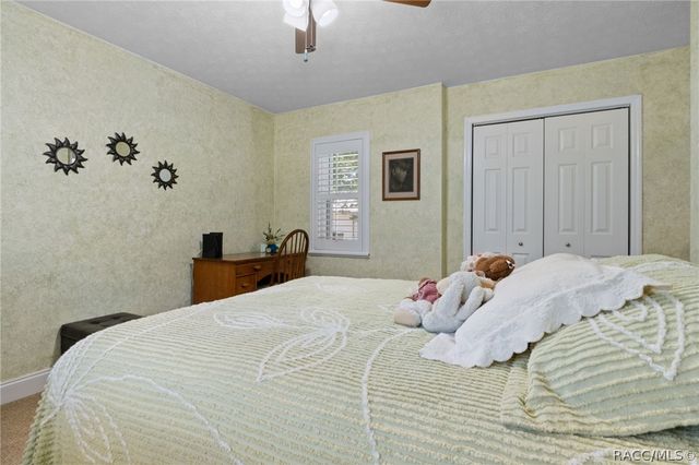 1330 N Hunterston Point, Crystal River, FL 34429
