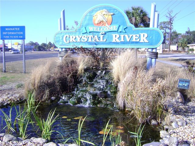 1330 N Hunterston Point, Crystal River, FL 34429