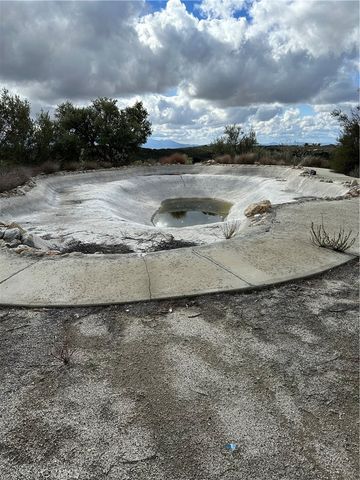 34930 Benton Road, Hemet, CA 92544