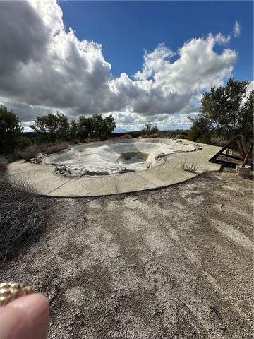 34930 Benton Road, Hemet, CA 92544