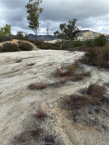 34930 Benton Road, Hemet, CA 92544