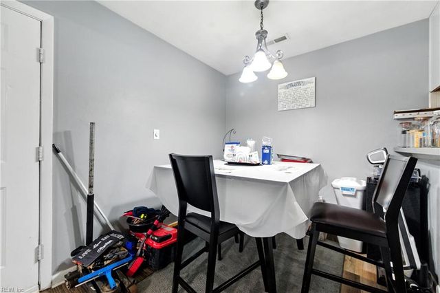 3954 Palomino DR # 103, Newport News, VA 23606