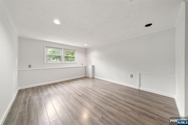 12 John Circle, Norwood, NJ 07648
