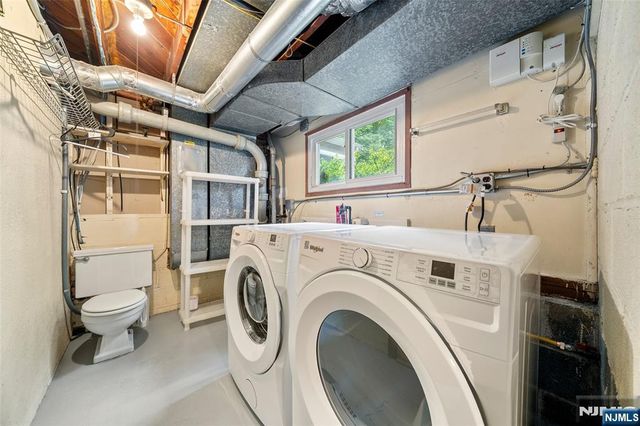 12 John Circle, Norwood, NJ 07648