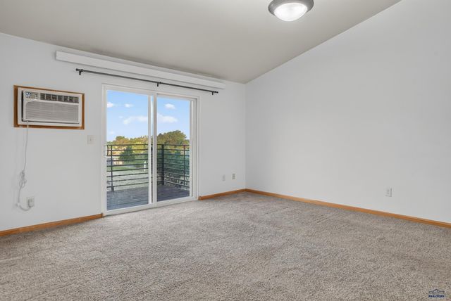 4616 CHALKSTONE DR, Rapid City, SD 57701
