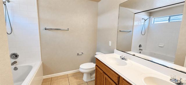 315 Remington Bridge Drive, Houston, TX 77073