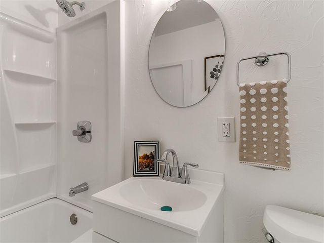 2850 SW 40th Street, Oklahoma City, OK 73119