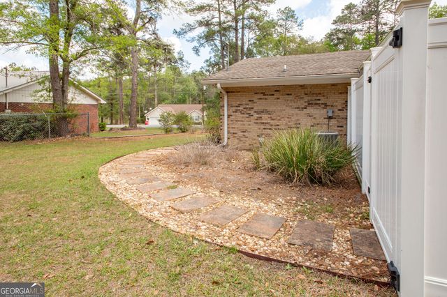 948 Azalea Street, Blackshear, GA 31516