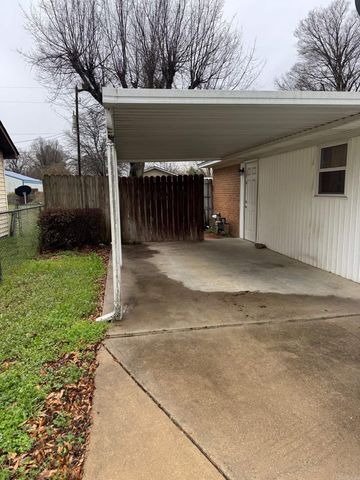 2207 Raydeana, Kennett, MO 63857