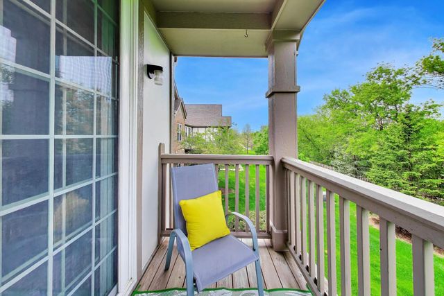 210 Rosehall Drive 250, Lake Zurich, IL 60047