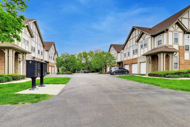 210 Rosehall Drive 250, Lake Zurich, IL 60047