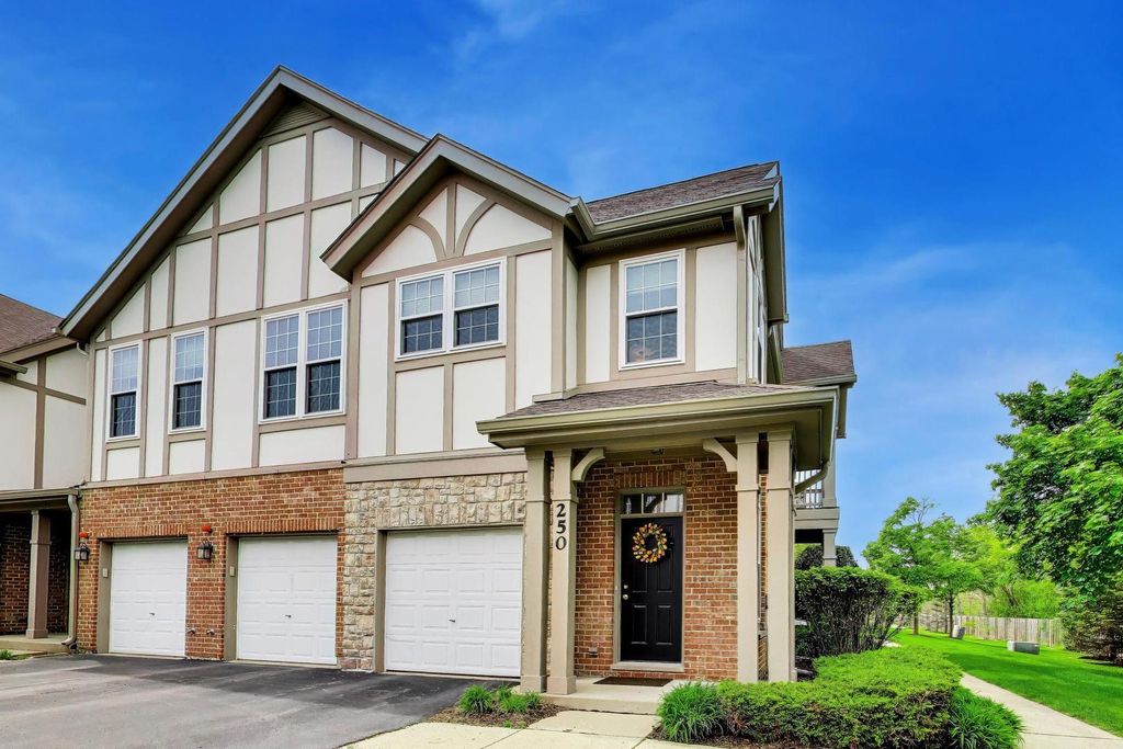 210 Rosehall Drive 250, Lake Zurich, IL 60047