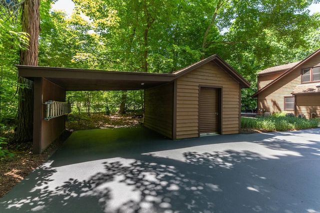W136 Court Kathleen STREET, Sullivan, WI 53178