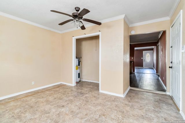 411 Bismark, Seguin, TX 78155