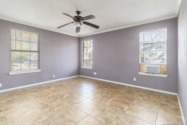 411 Bismark, Seguin, TX 78155