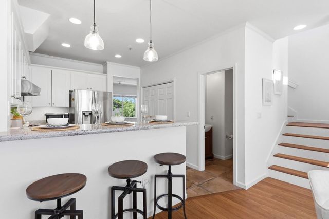 13 Creekside Lane, San Mateo, CA 94401