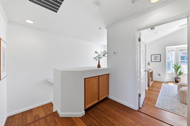 13 Creekside Lane, San Mateo, CA 94401