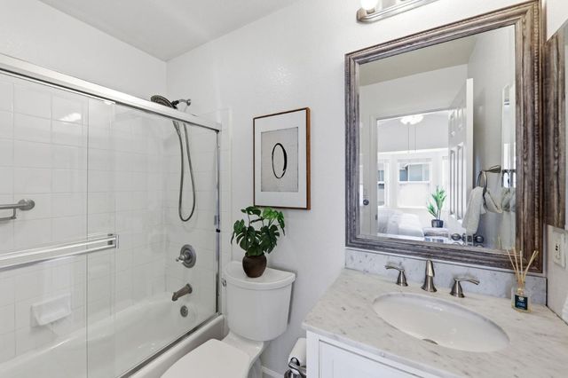 13 Creekside Lane, San Mateo, CA 94401