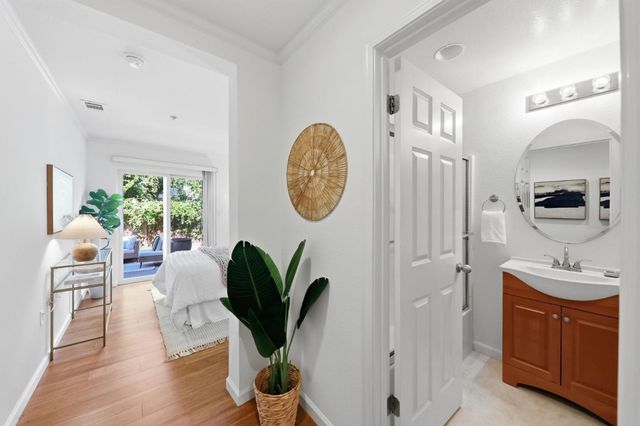 13 Creekside Lane, San Mateo, CA 94401