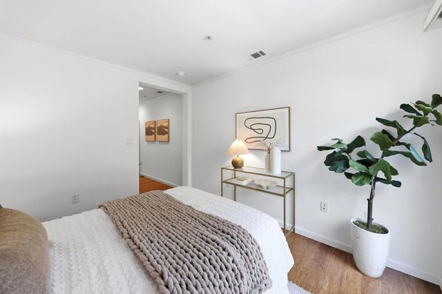 13 Creekside Lane, San Mateo, CA 94401