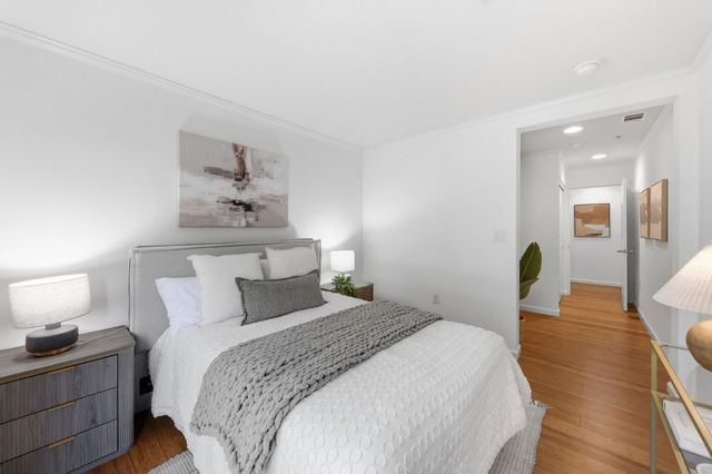 13 Creekside Lane, San Mateo, CA 94401