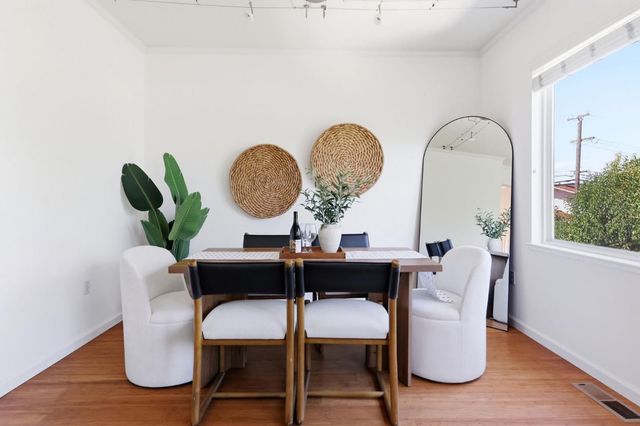 13 Creekside Lane, San Mateo, CA 94401