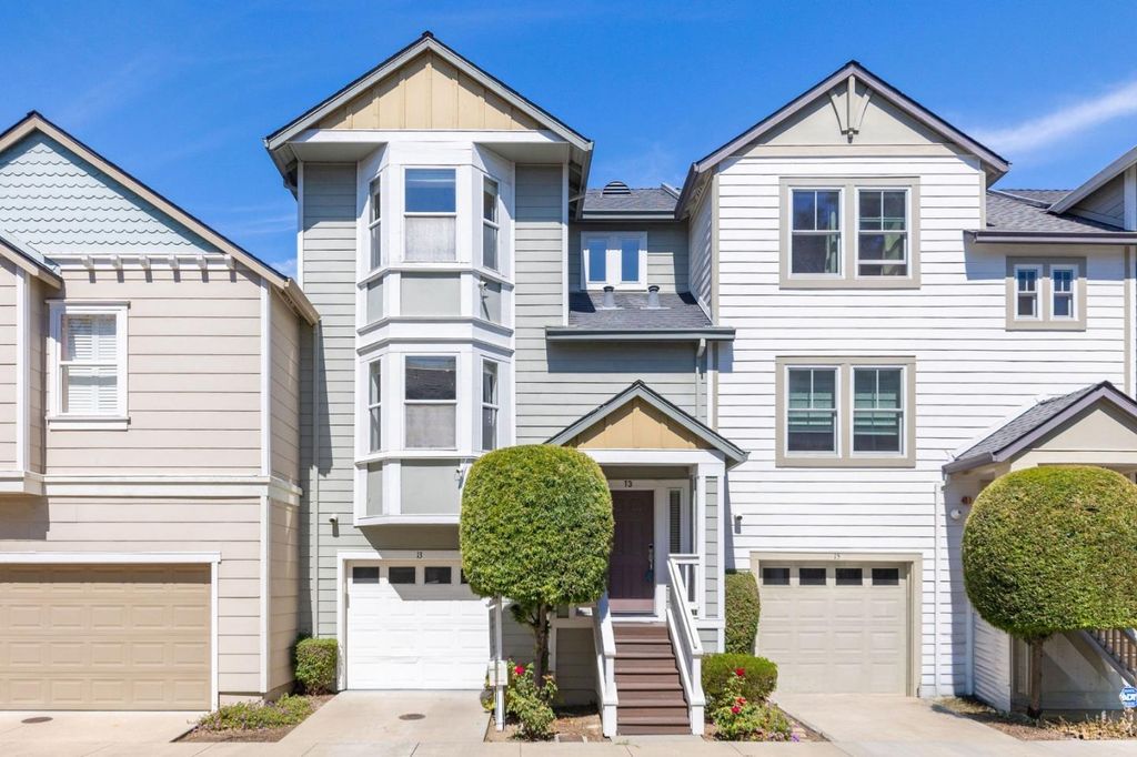 13 Creekside Lane, San Mateo, CA 94401