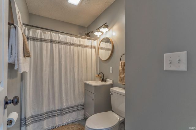 4813 Sherbrooke Road, Evansville, IN 47710